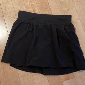 Spanx tennis skirt. Black